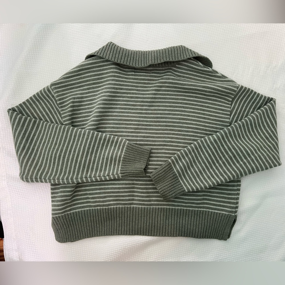 Universal Threads Sweater Spring Size Medium - image 5